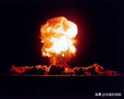 二战，美国扔完原子弹后，日本到底死了多少人，后续又有多少人呢
