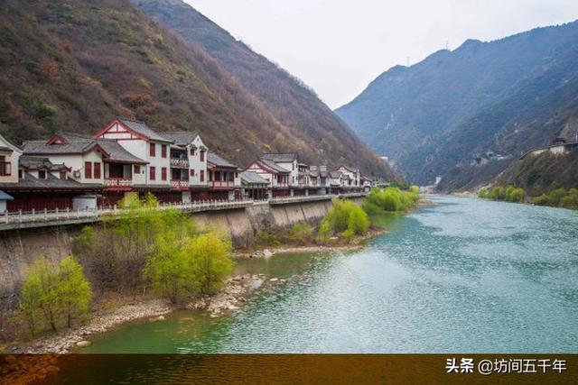 褒斜道不仅是我国最早的公路典范，它还拉开了我国大一统的序幕