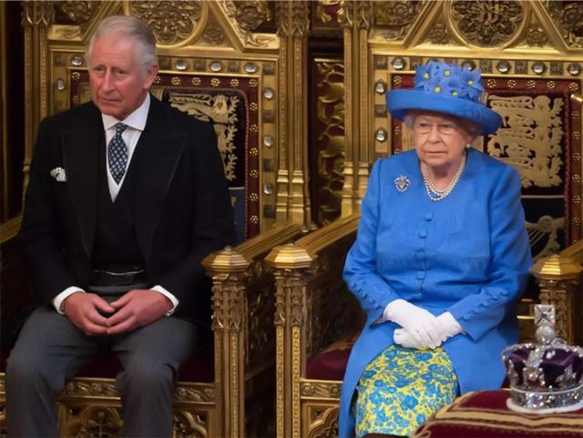 伊丽莎白女王，直接把王位让给威廉王子，查尔斯和卡米拉能接受吗